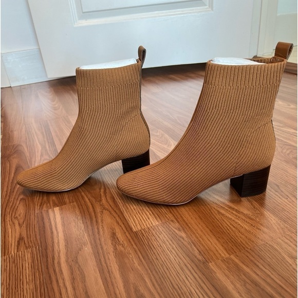 Everlane Toffee Knit Glove Boot - Picture 12 of 16